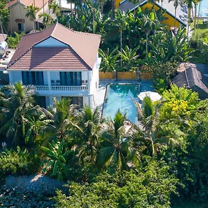  Villa Luna