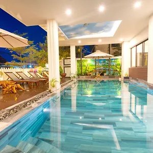  Villa Grace River